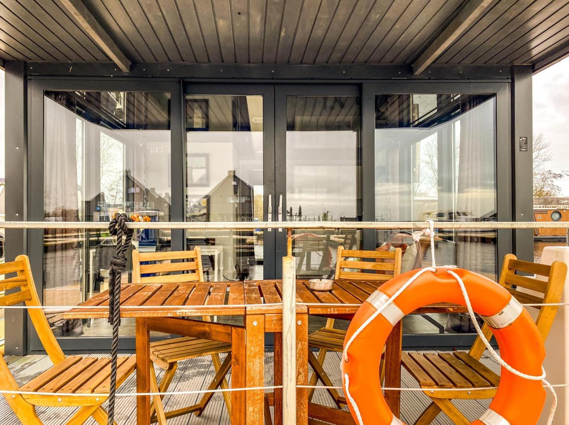 Houseboat Blue Sneekermeer Offingawier Екстериор снимка